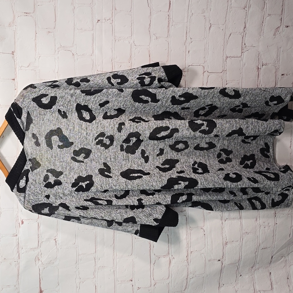 WHITE BIRCH Grey Leopard Print Cardigan Open Front Womens Size XL NWT - Picture 6 of 12